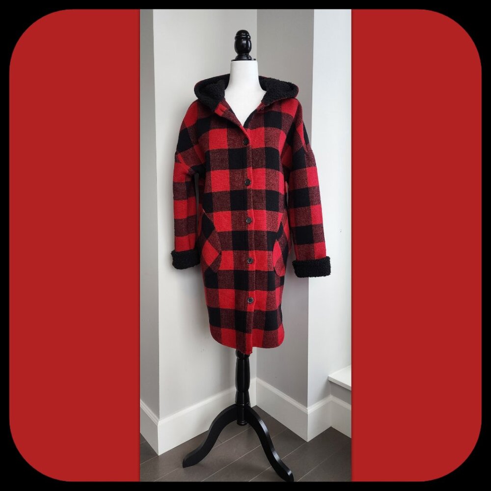 DESIGN LAB || Oversized Buffalo Plaid Coat (SIZE S)